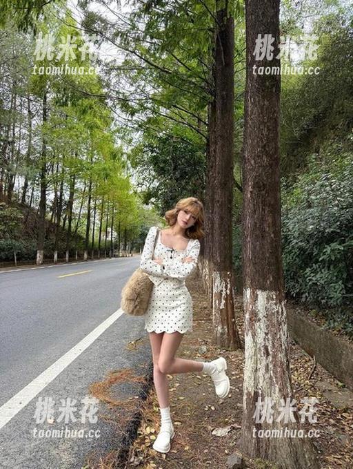 Myung Ah 用高跟鞋谱写时尚篇章:Myung Ah图集作品的灵感与创意之旅